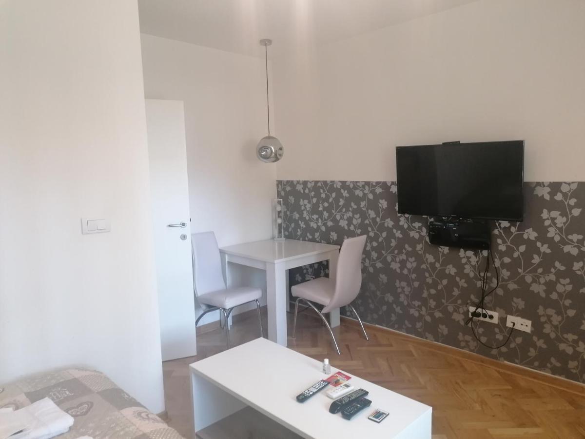 Natasa Apartment Beograd Ngoại thất bức ảnh